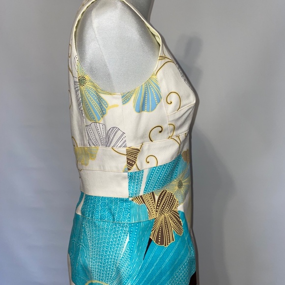 Size 4, fitted unique sleeveless dress. - Picture 5 of 11